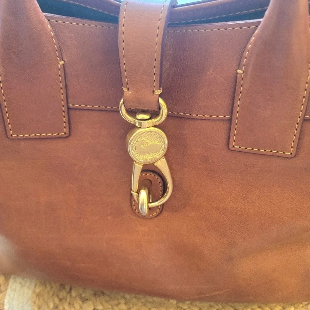 100% Dooney and Burke  Florentine Leather Satchel